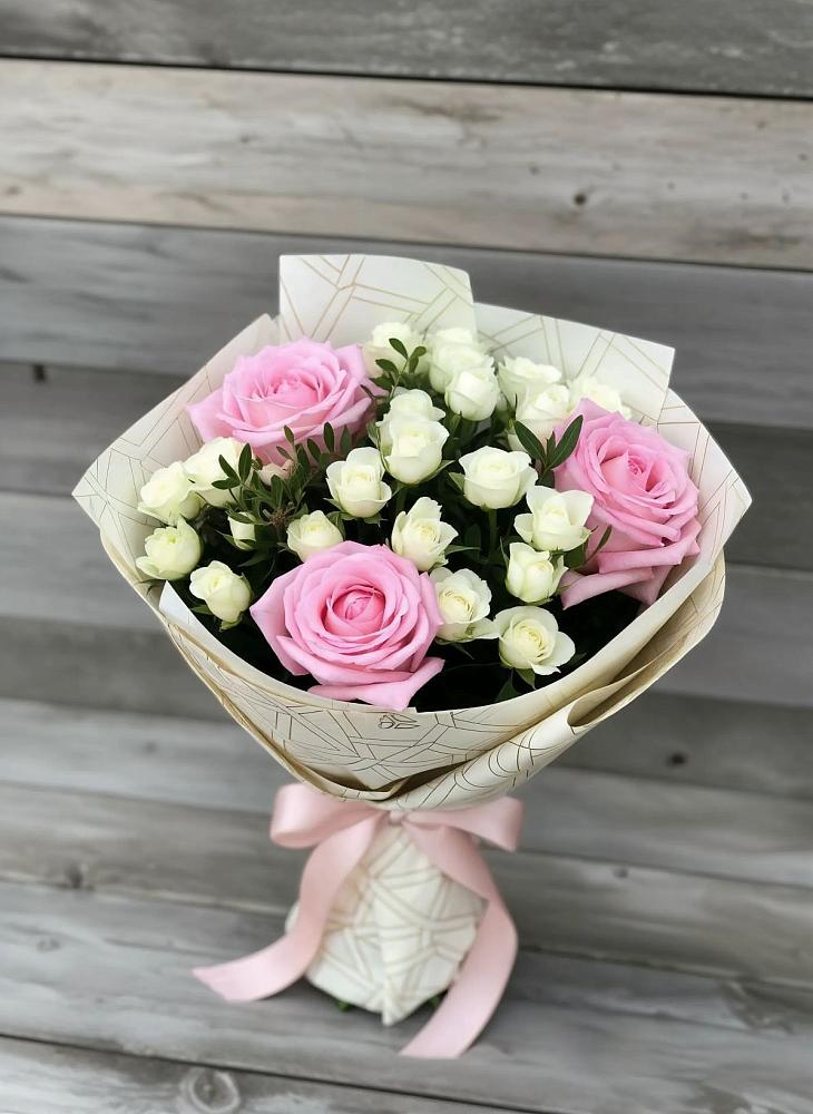Букет цветов из: Розы в Ахтубинске