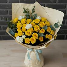 Букет цветов из:  Розы в Ахтубинске