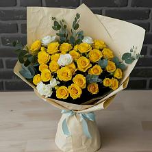 Букет цветов из:  Розы в Ахтубинске