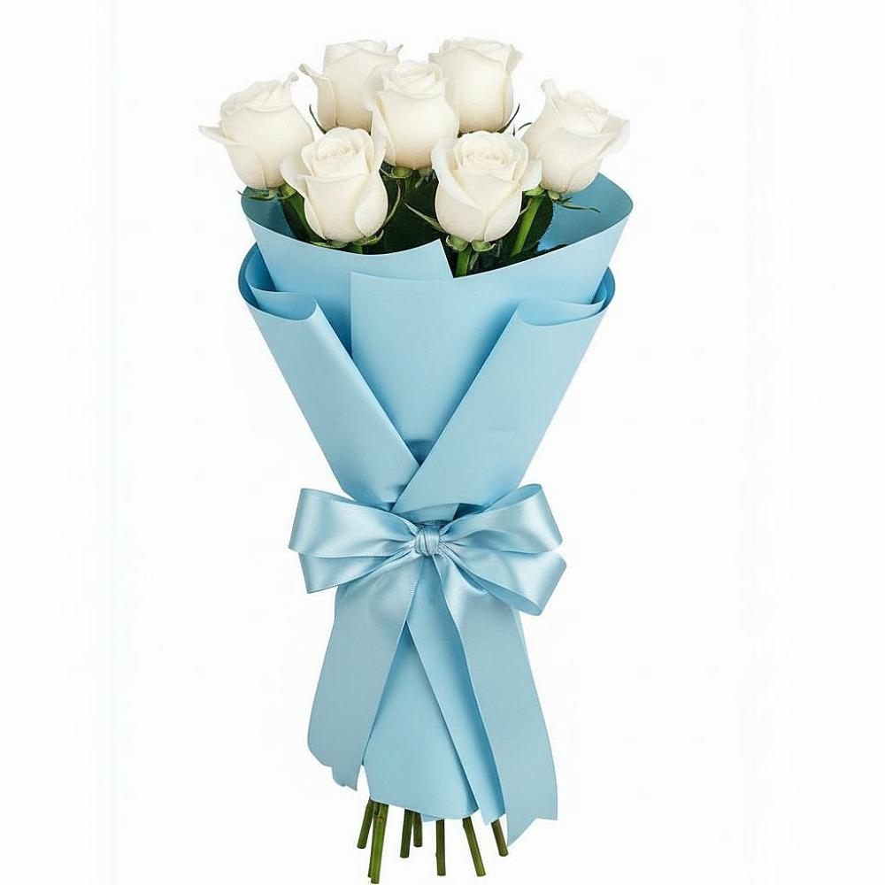 Букет 7 белых роз Проуд в Ахтубинске