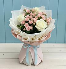 Букет цветов из:  Розы в Ахтубинске