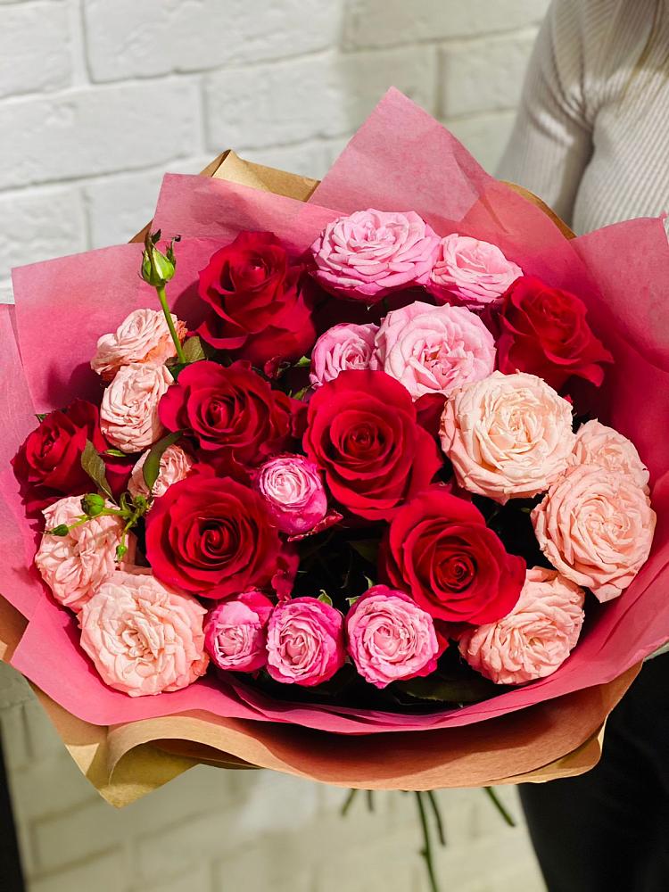 Букет цветов из: Розы в Ахтубинске