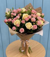 Букет цветов из:  Розы в Ахтубинске