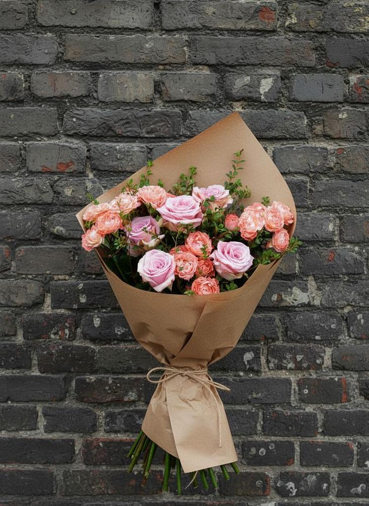 Букет цветов из: Розы в Ахтубинске