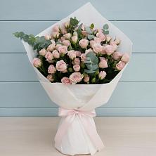 Букет цветов из:  Розы в Ахтубинске