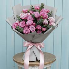 Букет цветов из:  Розы в Ахтубинске